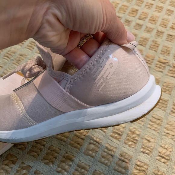 Like New New Balance Memory Foam - Picture 4 of 4
